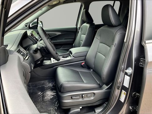 New 2026 Honda Ridgeline RTL image 17