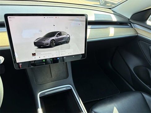 Used 2022 Tesla Model 3 Long Range image 18