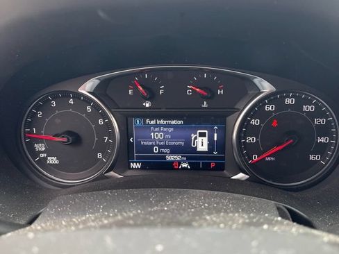 Used 2022 GMC Terrain SLE w/ Driver Convenience Package FWD image 6