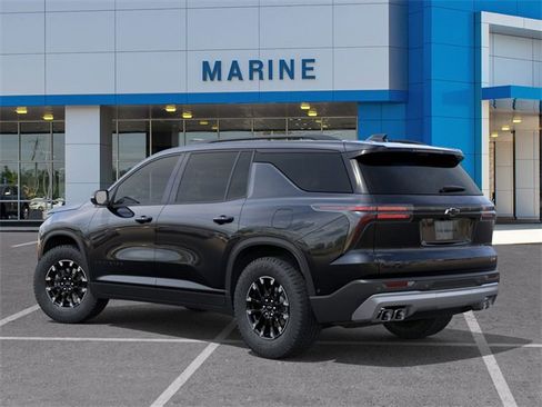 New 2026 Chevrolet Traverse Z71 w/ Enhanced Driving Package image 3