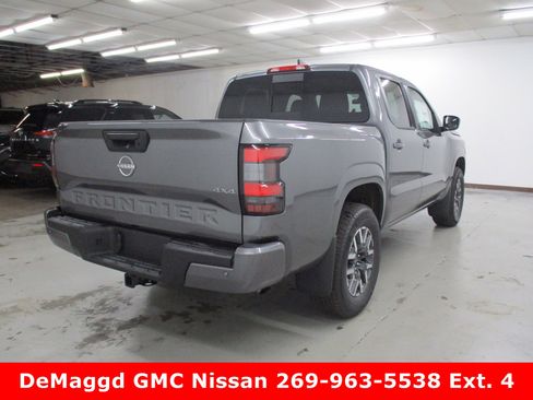 New 2026 Nissan Frontier SV w/ SV Convenience Package image 7
