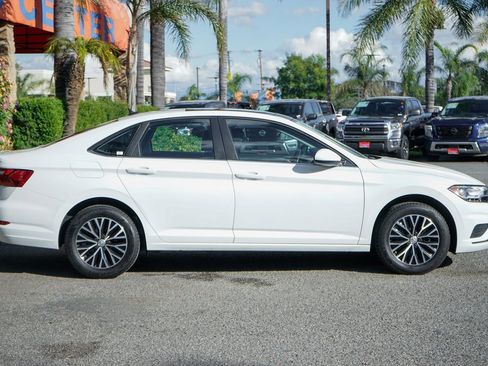 Used 2020 Volkswagen Jetta SE image 10