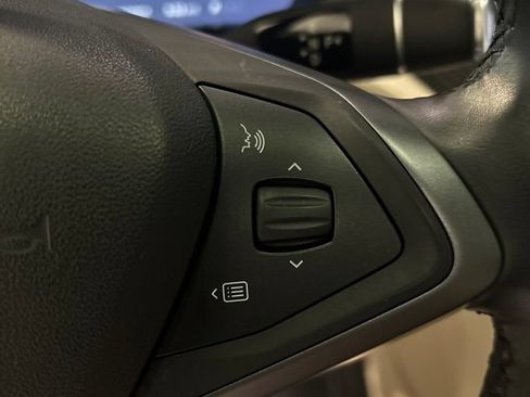 Used 2018 Tesla Model X 75D AWD/4WD image 16
