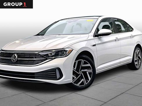 Used 2022 Volkswagen Jetta SEL image 1