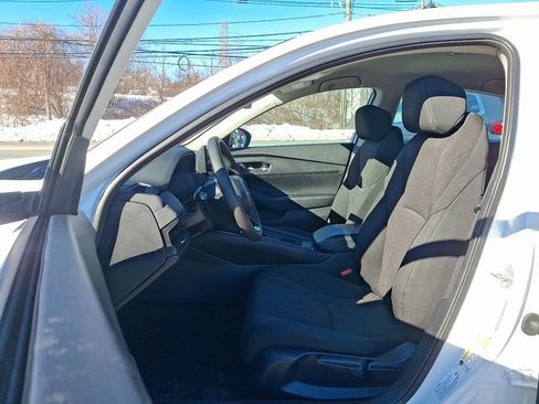 Used 2025 Honda Accord LX image 14