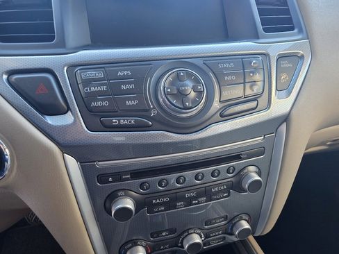 Used 2018 Nissan Pathfinder SL w/ SL Premium Package image 21