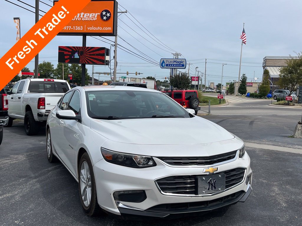 Used 2016 Chevrolet Malibu LT w/ Leather Package FWD image 1