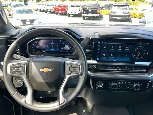 Used 2023 Chevrolet Silverado 1500 LT w/ Protection Package AWD/4WD image 16