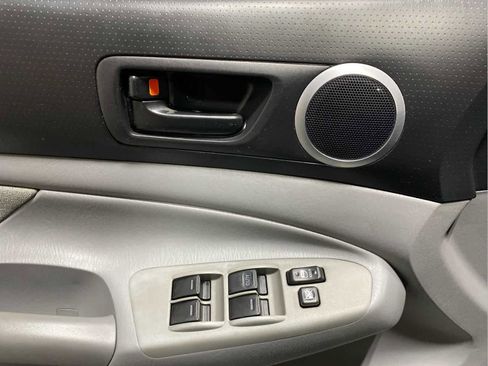 Used 2010 Toyota Tacoma 4x4 Double Cab image 10