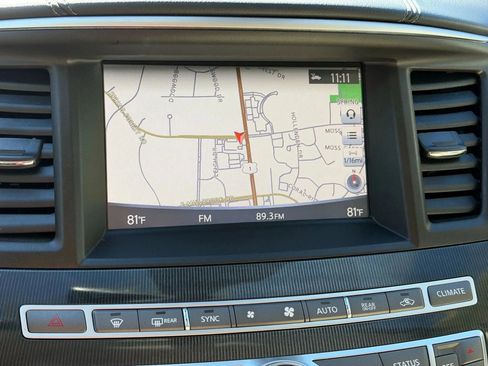 Used 2019 INFINITI QX60 Luxe w/ Essential Package image 32