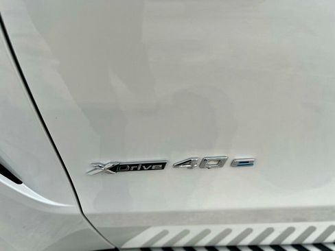 Used 2017 BMW X5 xDrive40e w/ Luxury Seating Package AWD/4WD image 11