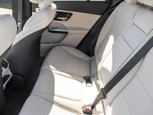 New 2026 Mercedes-Benz GLC 300 4MATIC image 20