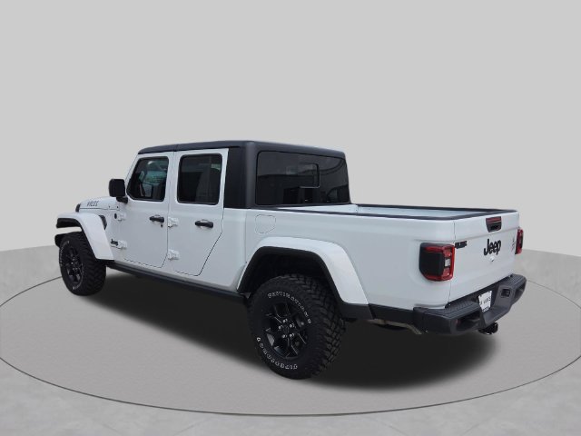 Used 2024 Jeep Gladiator Mojave AWD/4WD image 3