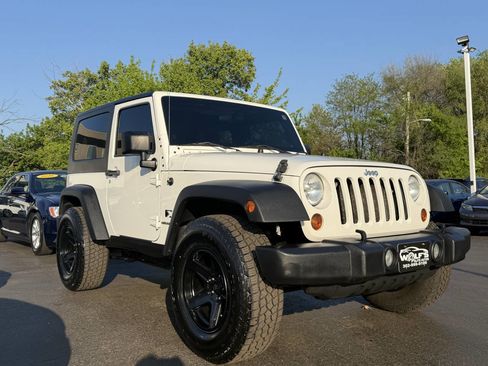 Used 2008 Jeep Wrangler X AWD/4WD image 4