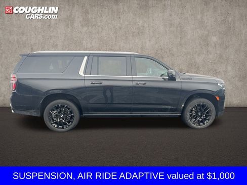 Used 2024 Chevrolet Suburban High Country w/ Advanced Technology Package image 7