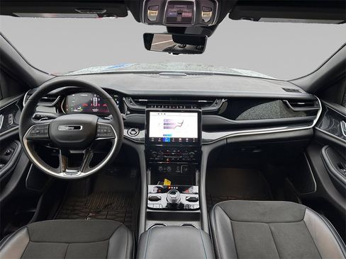 New 2024 Jeep Grand Cherokee Trailhawk w/ Advanced Protech Group II image 12