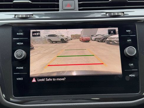 Used 2024 Volkswagen Tiguan SEL R-Line w/ MDO Package, Two-Row AWD/4WD image 19
