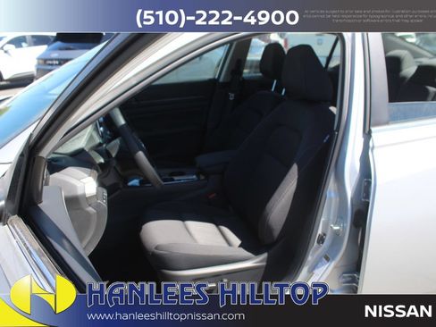 New 2026 Nissan Altima 2.5 SV AWD/4WD image 12