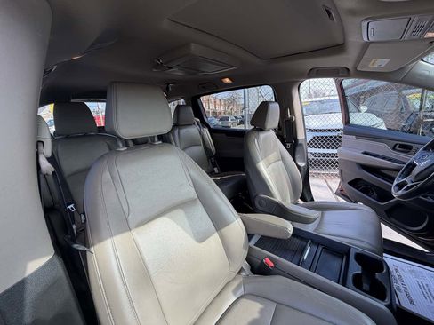 Used 2019 Honda Odyssey EX-L image 23