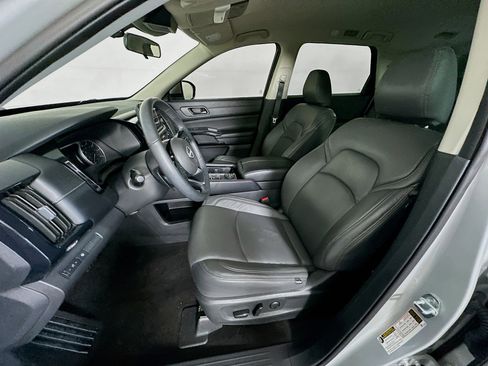 Used 2023 Nissan Pathfinder SV AWD/4WD image 13