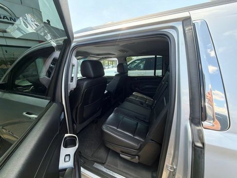 Used 2015 GMC Yukon XL SLT AWD/4WD image 4