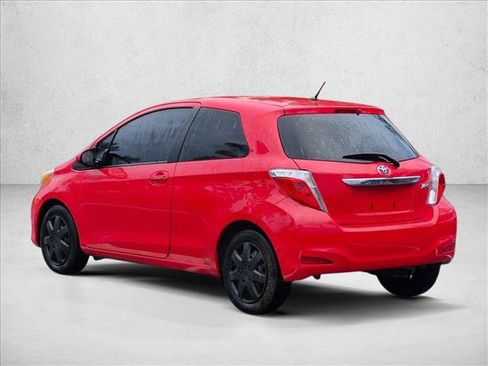 Used 2014 Toyota Yaris L FWD image 7