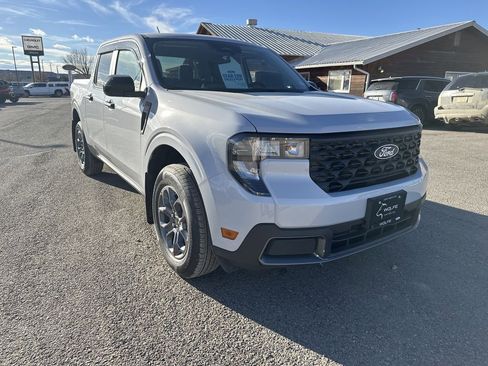 New 2025 Ford Maverick XLT w/ XLT Luxury Package AWD/4WD image 1