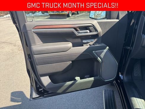 New 2026 GMC Sierra 1500 Denali w/ Denali Reserve Package AWD/4WD image 19