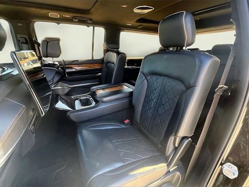 Used 2022 Jeep Grand Wagoneer Series III w/ Rear Seat Video Group 1 image 28