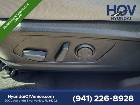 Used 2026 Hyundai Tucson SEL FWD image 23