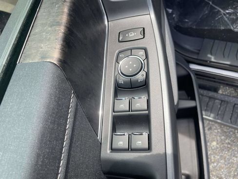 New 2026 Ford F250 Lariat w/ Black Appearance Package AWD/4WD image 16