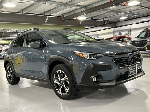 Used 2025 Subaru Crosstrek 2.0i Premium image 1