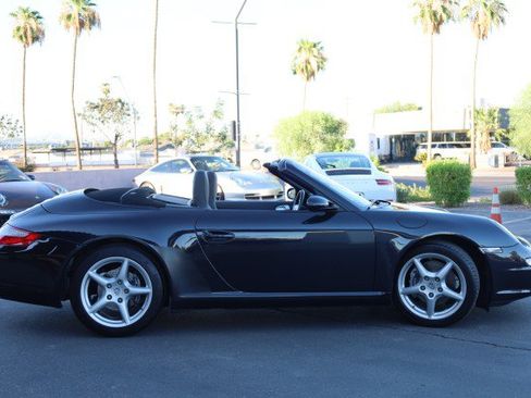 Used 2006 Porsche 911 Carrera RWD image 13