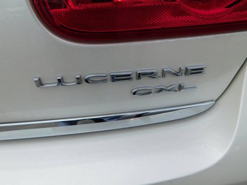 Used 2008 Buick Lucerne CXL w/ Driver Confidence Package FWD image 11