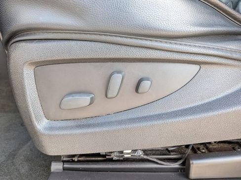 Used 2016 GMC Yukon SLE w/ Convenience Package image 12