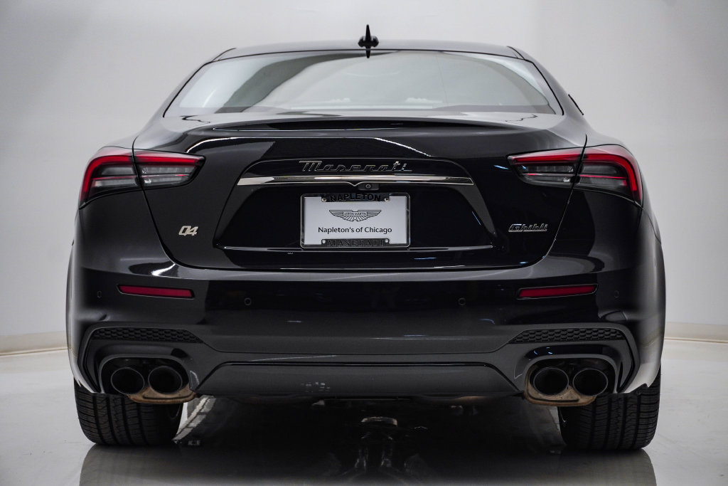 Certified 2023 Maserati Ghibli Modena Q4 AWD/4WD image 8