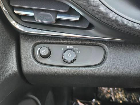 New 2026 Buick Envista Preferred FWD image 16