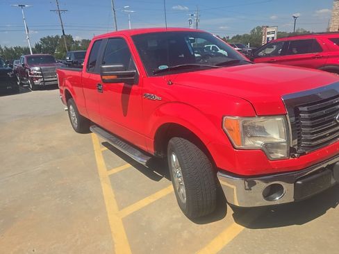 Used 2011 Ford F150 XLT w/ XLT Chrome Pkg RWD image 3