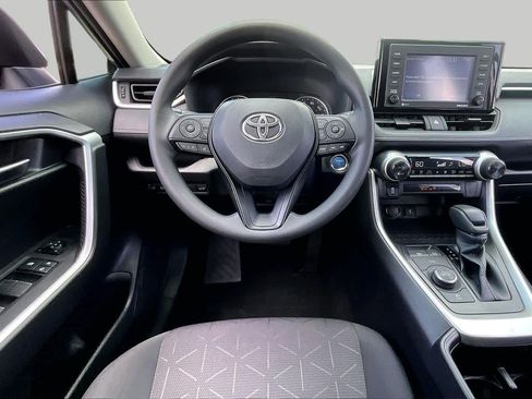 Certified 2022 Toyota RAV4 XLE w/ Convenience Package AWD/4WD image 6