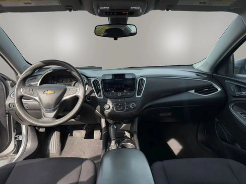 Used 2019 Chevrolet Malibu LS FWD image 7
