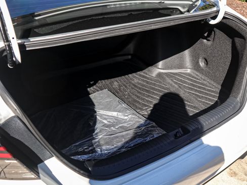 Certified 2024 Honda Accord LX image 30