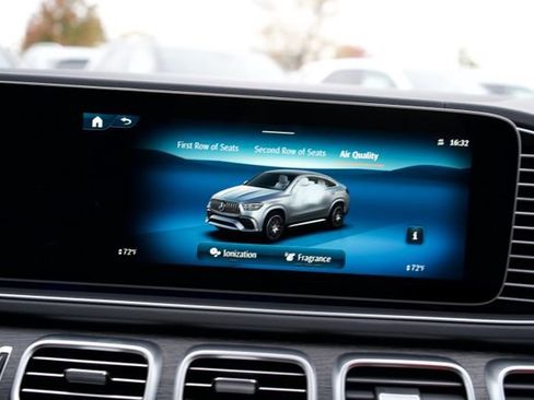 New 2026 Mercedes-Benz GLE 53 AMG 4MATIC Coupe image 30