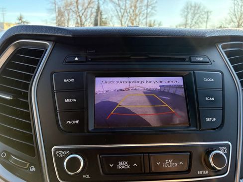 Used 2017 Hyundai Santa Fe Sport image 16