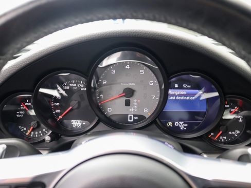 Used 2019 Porsche 911 Carrera S RWD image 28