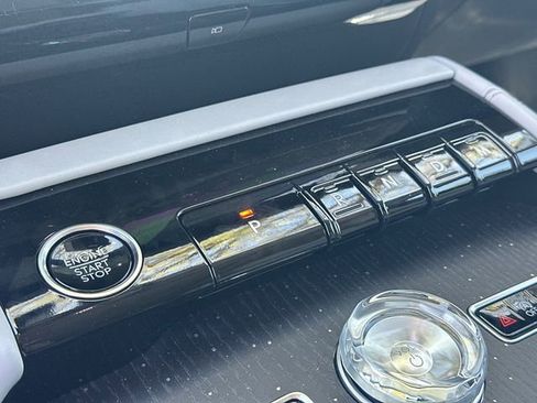 New 2026 Lincoln Navigator Black Label image 32