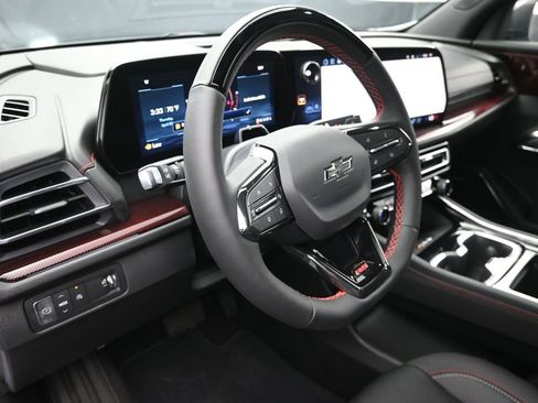 New 2026 Chevrolet Suburban High Country RWD image 12