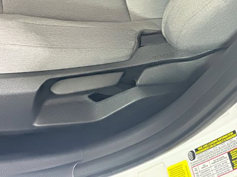Used 2025 Toyota Camry LE FWD image 13