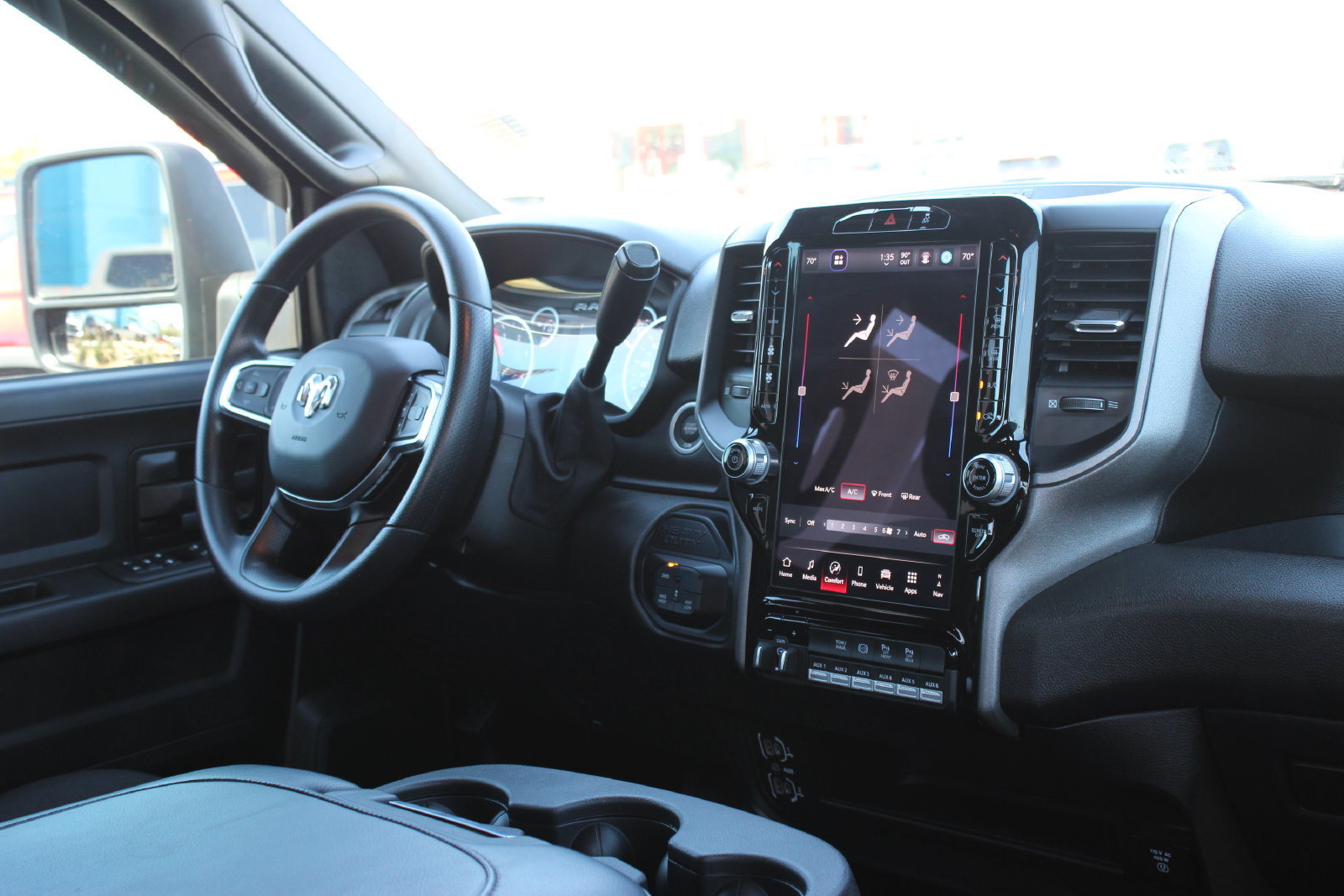 Used 2025 RAM 2500 Tradesman AWD/4WD image 26