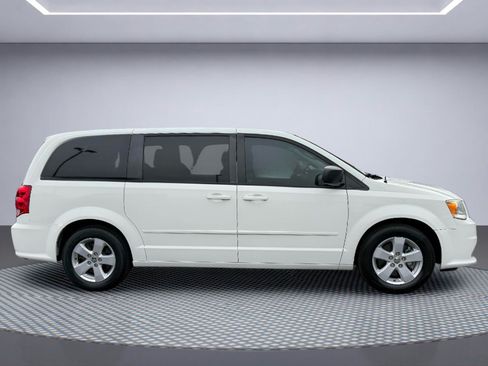 Used 2013 Dodge Grand Caravan SE FWD image 9