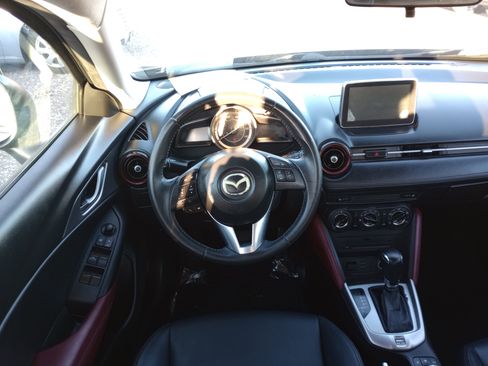Used 2017 MAZDA CX-3 Touring image 9